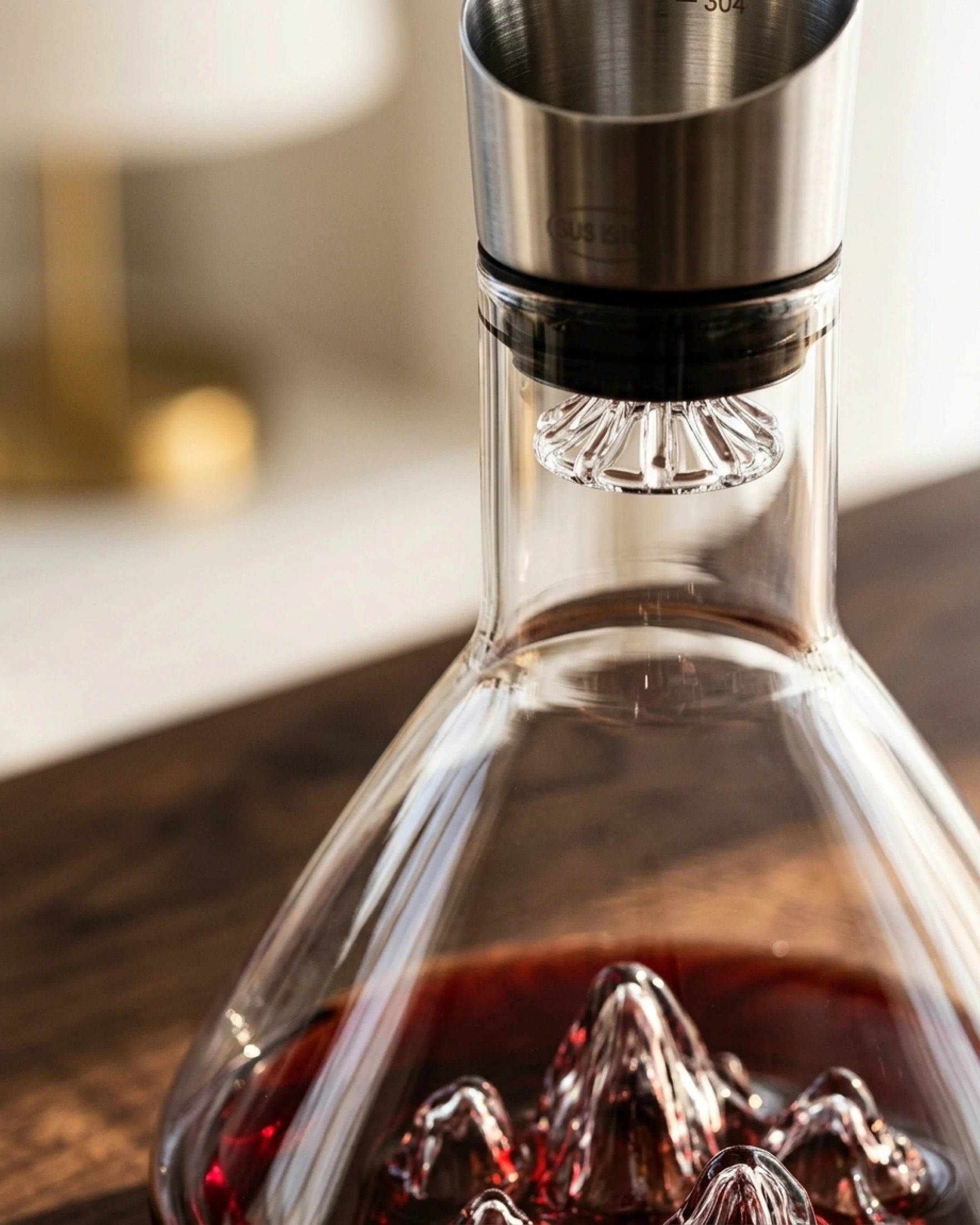 Carafe à vin Galven en macro plongeant