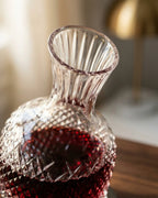 Le Cristoir carafe vin macro plongeant miren