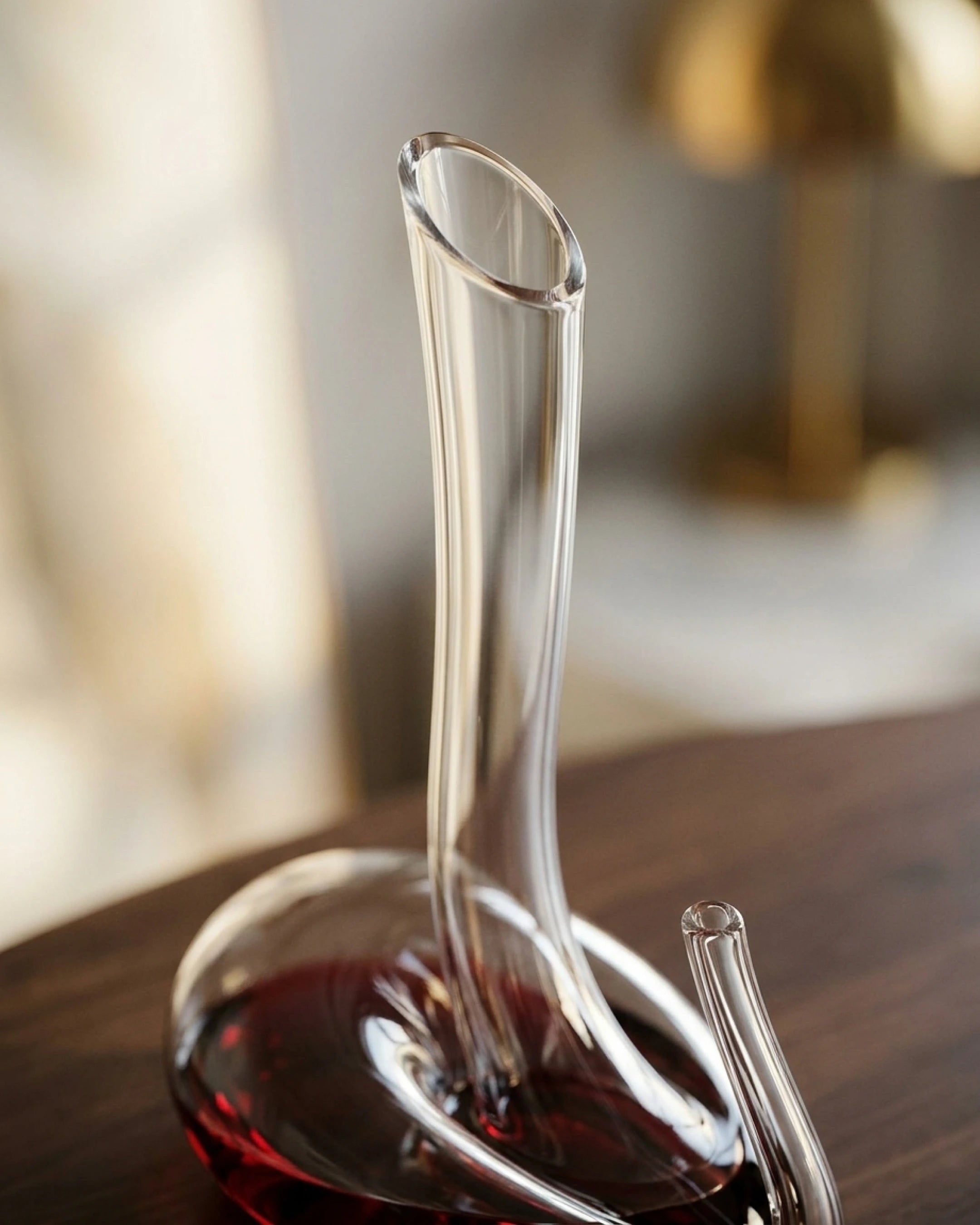 Le Cristoir carafe vin macro plongeant vorane