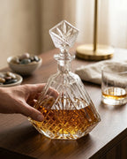 Le Cristoir carafe whisky main aldorin